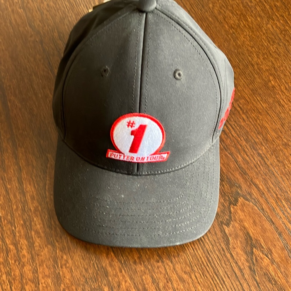 Callaway Odyssey Golf hat with Red Embroidery. New.